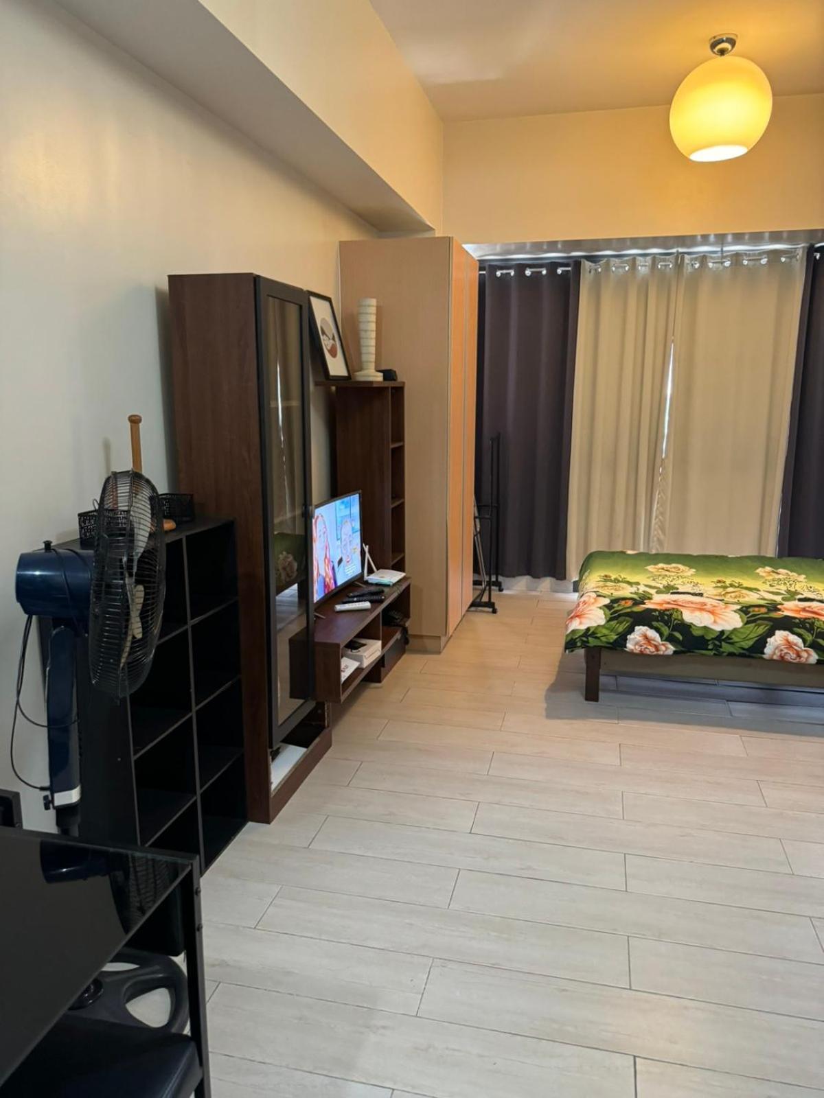 פאסאי Henry'S Newport Condotel מראה חיצוני תמונה
